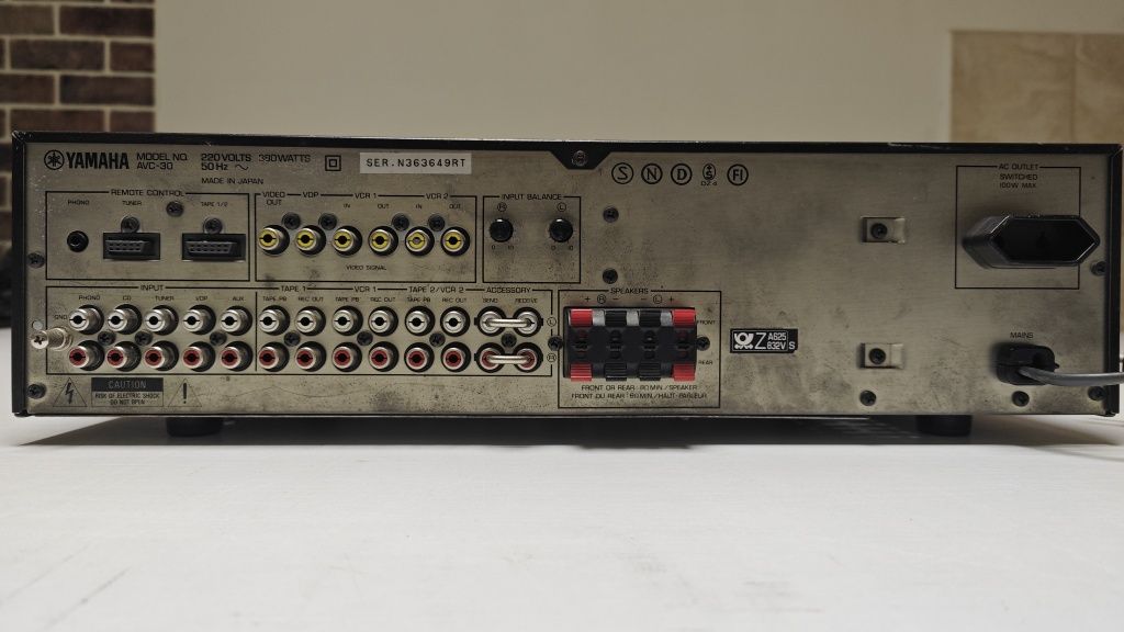 Amplificator Yamaha AVC-30