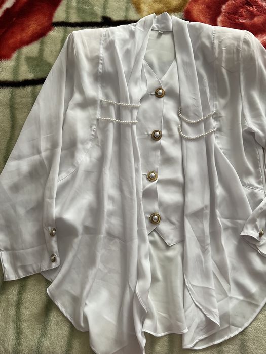 Дамска бяла риза