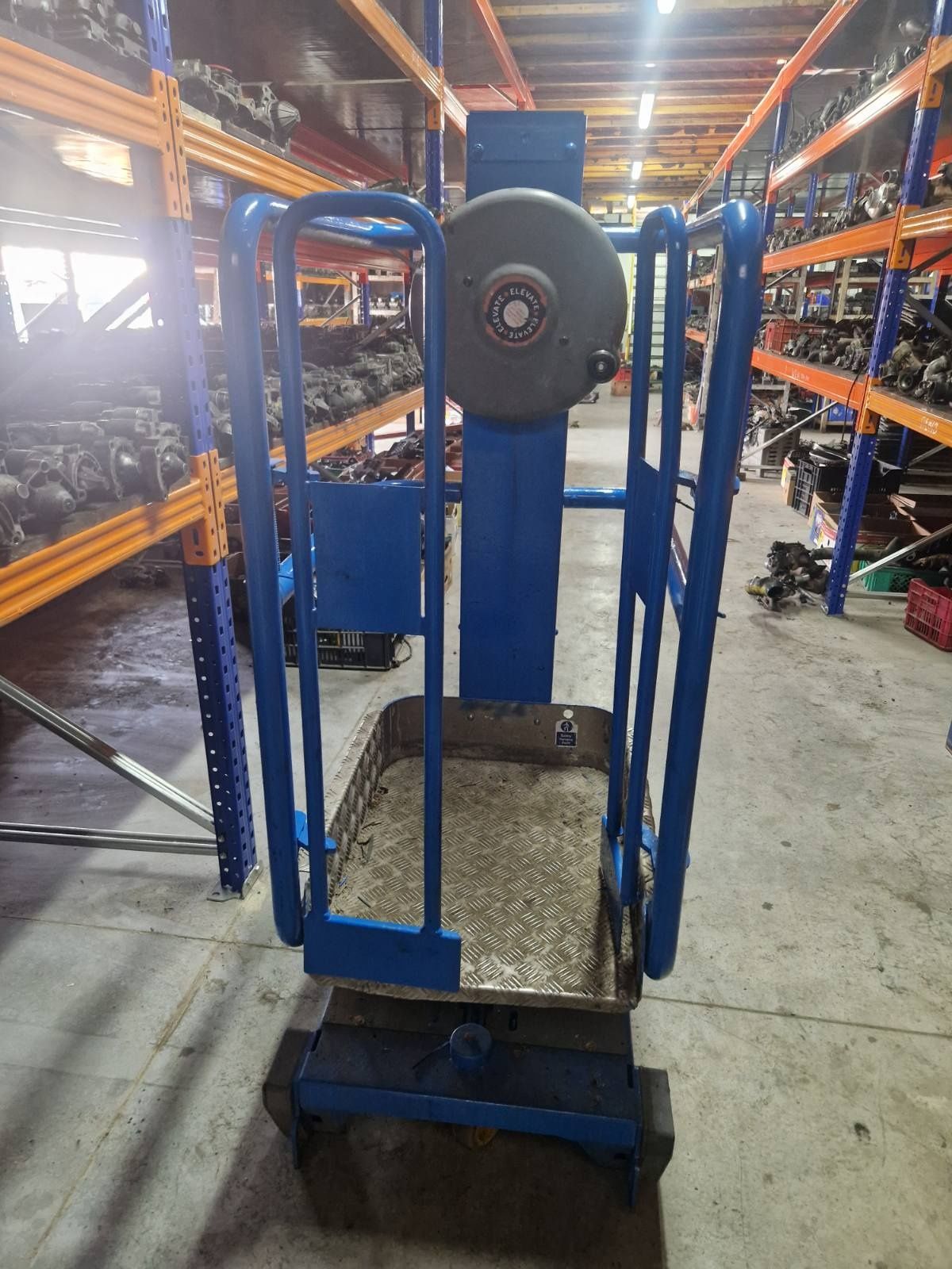Ръчна вишка Peco lift 3.5метра