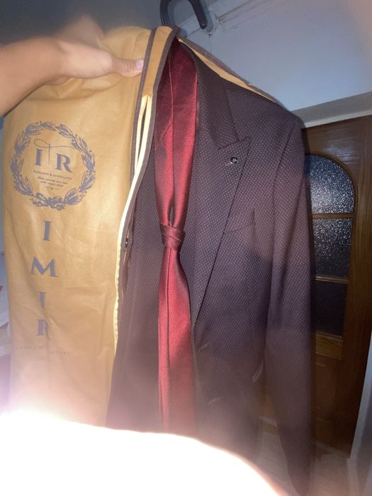 костюмы на продажу или на аренду