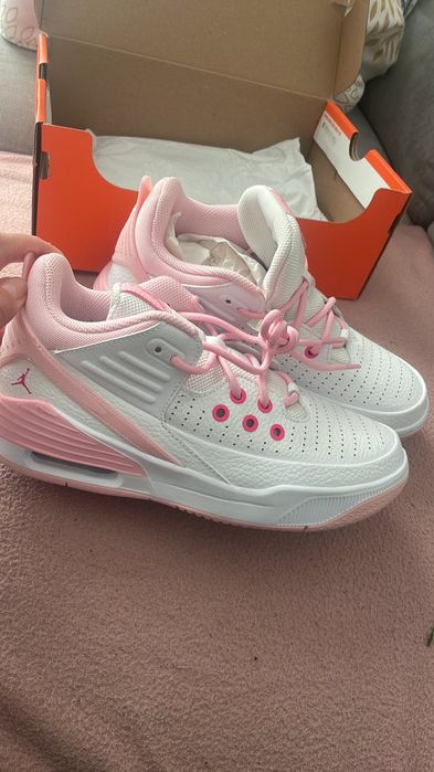 Nike air max Jordan дамски 38 номер -135 лв
