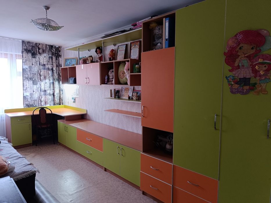 Срочно продам детскую стенку за 55000тг.