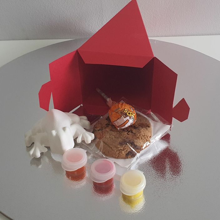 Картонени торти/хартиена торта/почерпка за детска градина