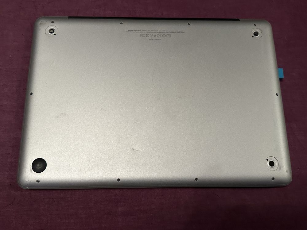 Macbook pro mid 2012 ssd + hdd 8gb ram