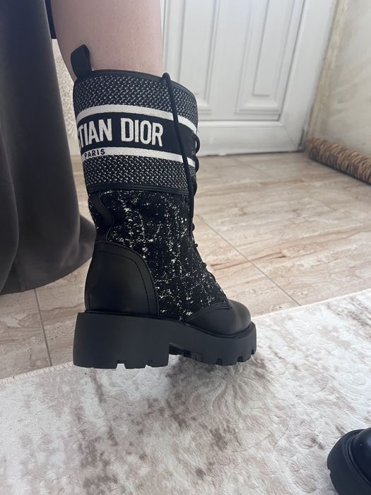 Ботуши с пух Dior