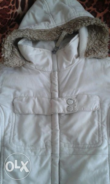 Бяло яке на Girl2Girl