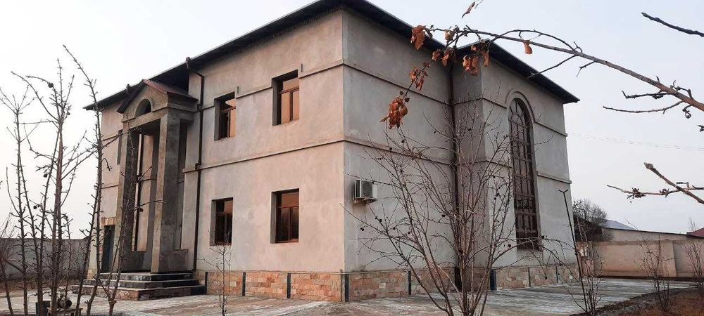 Богот шахарчаси "Октепа" махалласида 2400 кв.м ховли жой сотилади