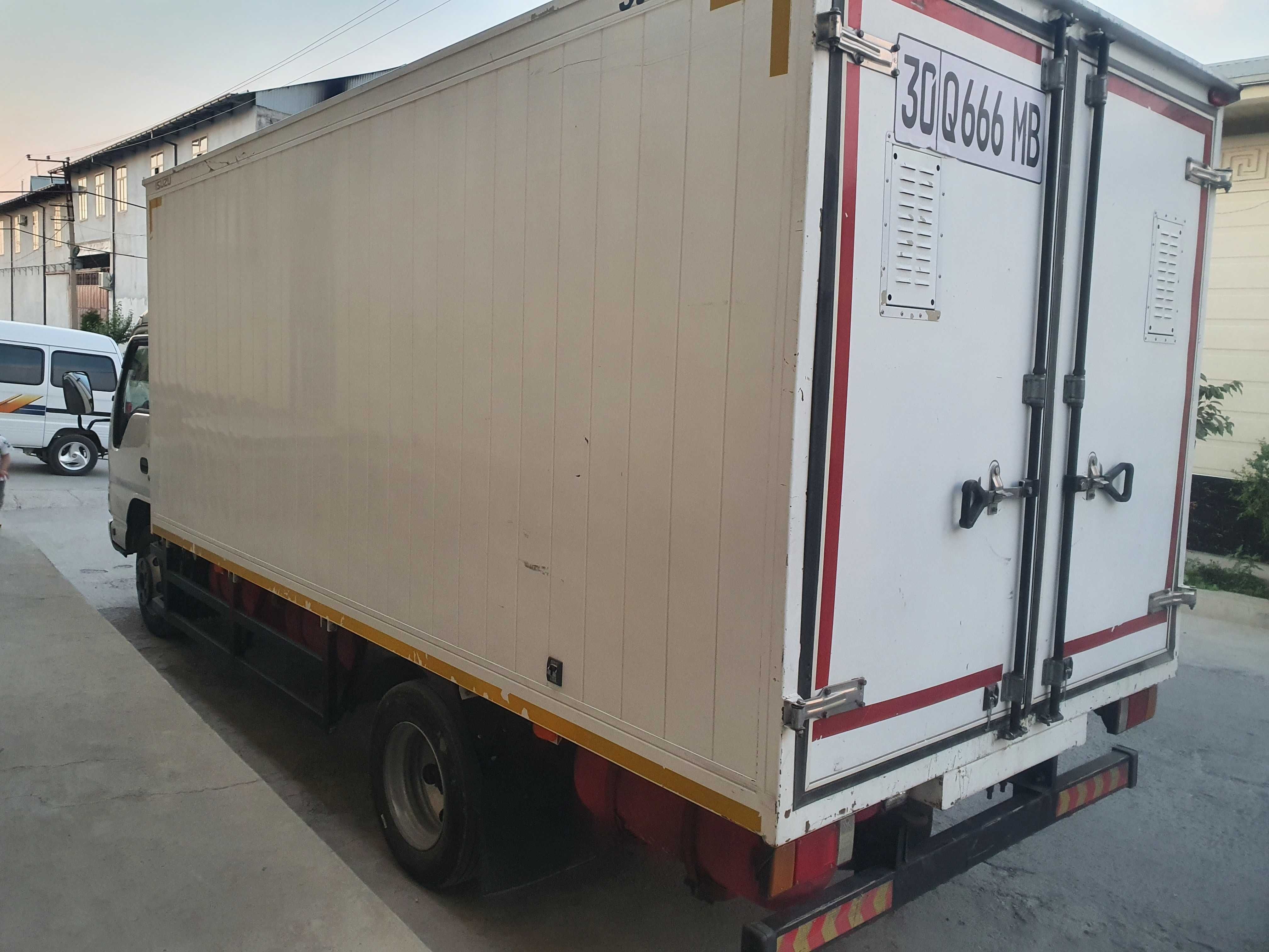 ISUZU NQR79pl zavodskoy