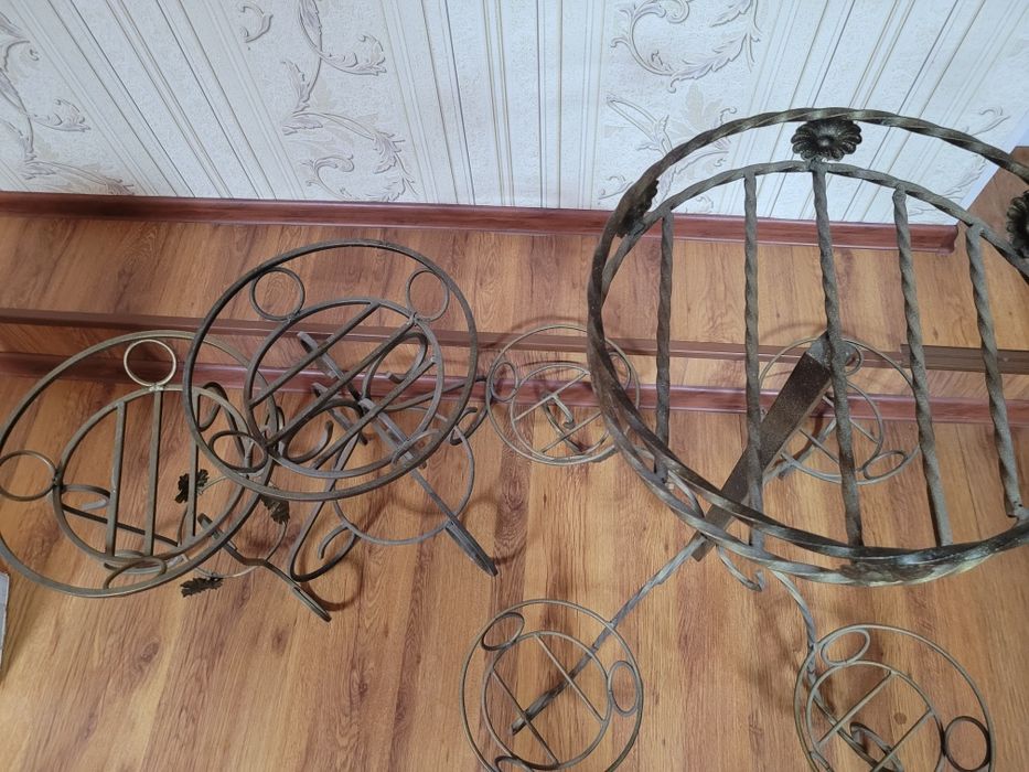 Подставка для цветов