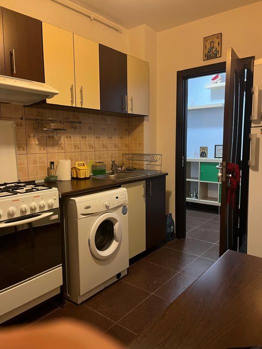 Garsoniera Prelungirea Ghencea, 51 mp, mobilata/utilata, loc parcare