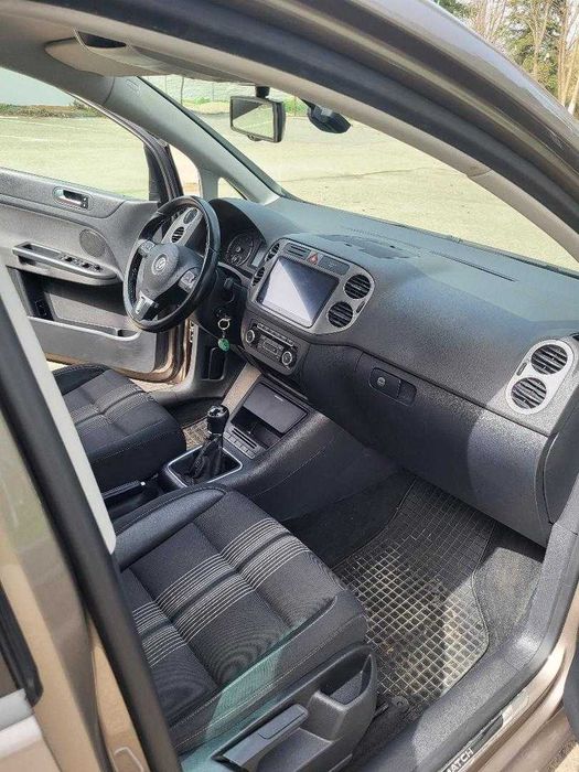 Volkswagen Golf Plus 1.6 TDI - MATCH