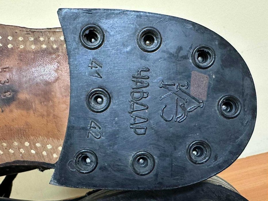 Соц Военни Обувки с Цинтове Цинтари