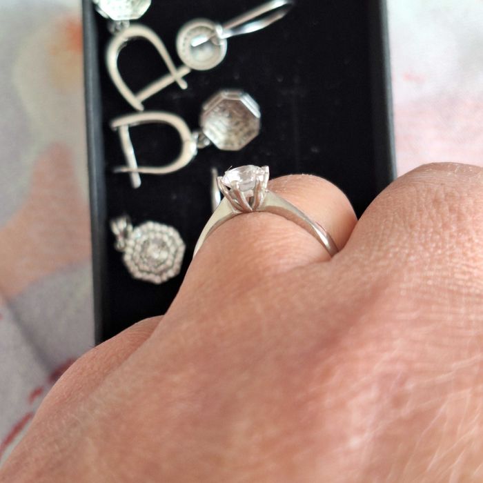 Сребърен пръстен тип годежен