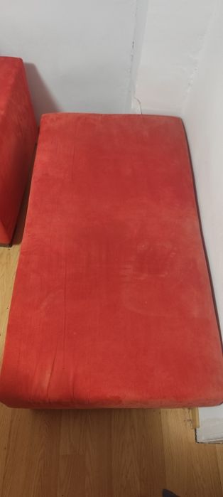Colțar extensibil 210x150 cu lada depozitare și tamburet 130x7