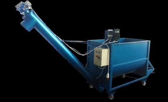 Snec cu mixer si buncar 0.6 mc 1 mc pentru linie fabricare peleti