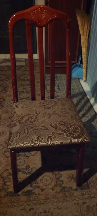 Стулья в хорошем состоянии