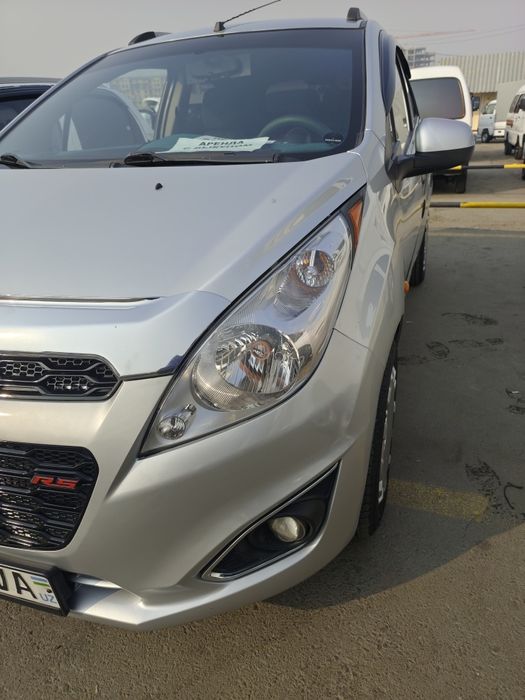 Srochni sotaman Spark 2011