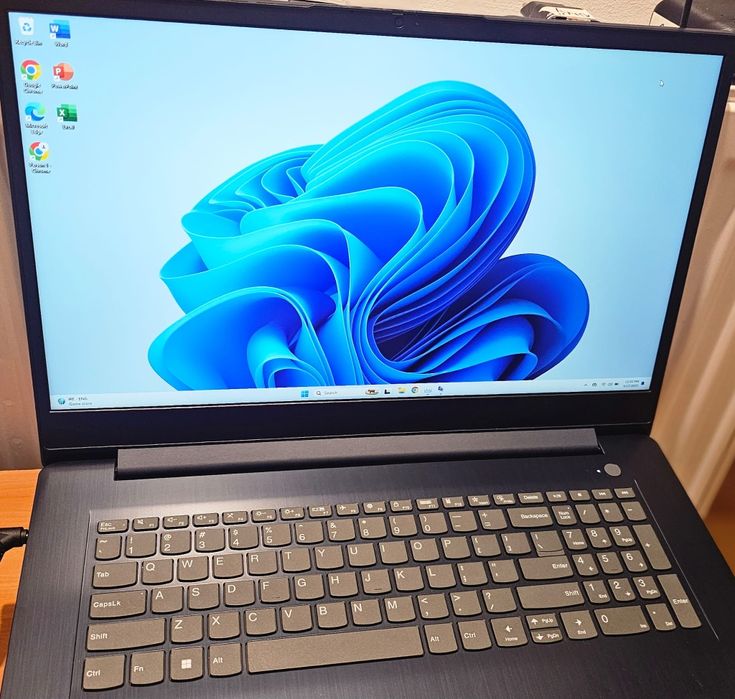 Laptop Lenovo Ideapad 3 17ALC6