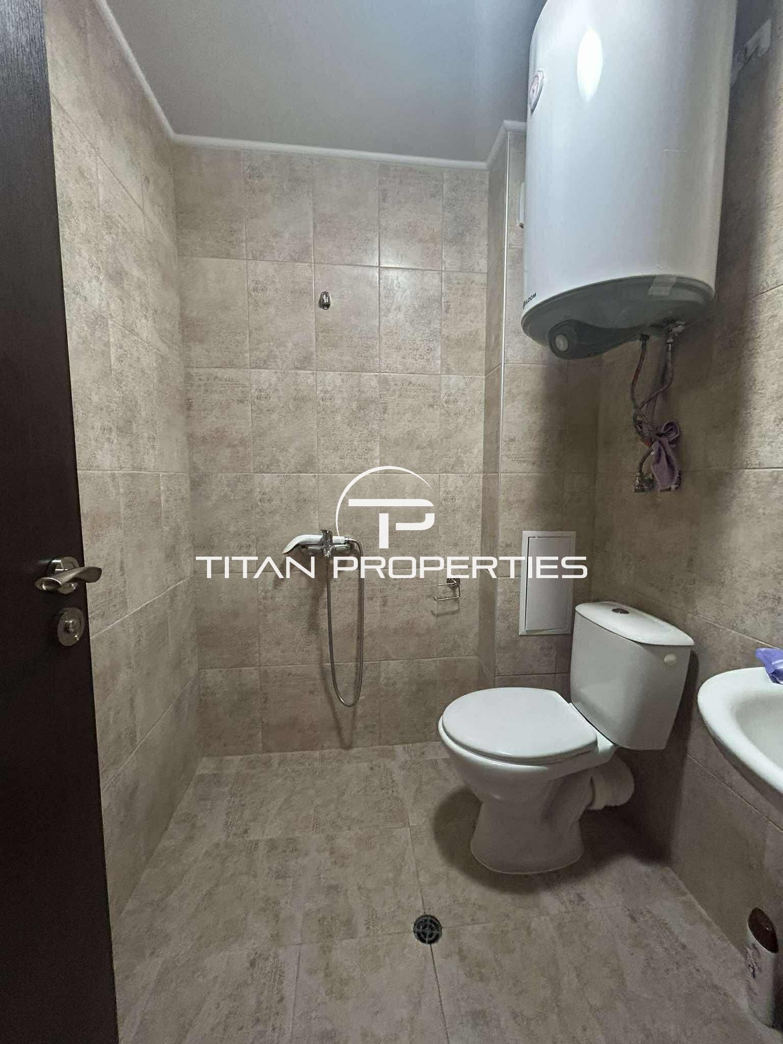 Тристаен апартамент, под наем, кв. Бриз