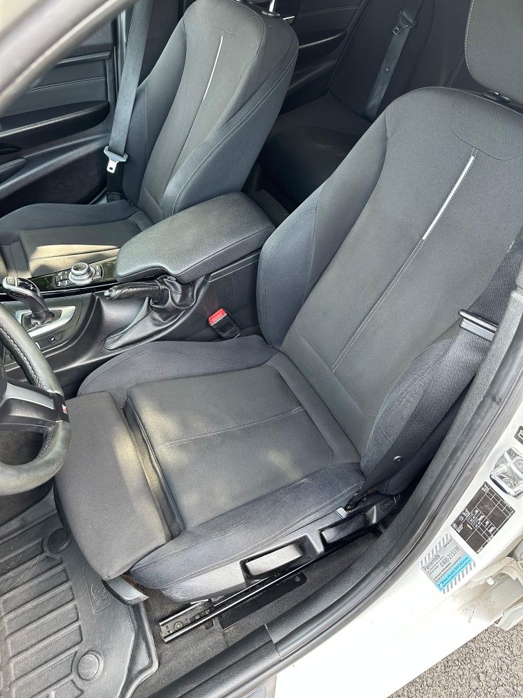 Vând BMW seria 3