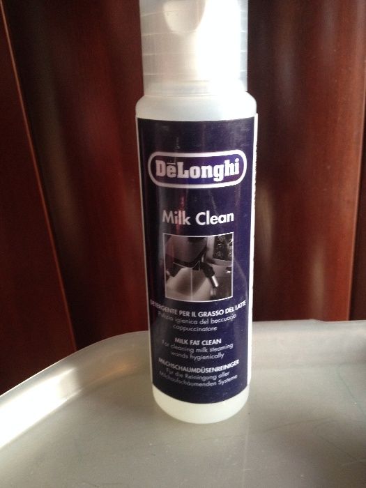 Средство очистки капучинатора,очиститель от молока DeLonghi Milk Clean