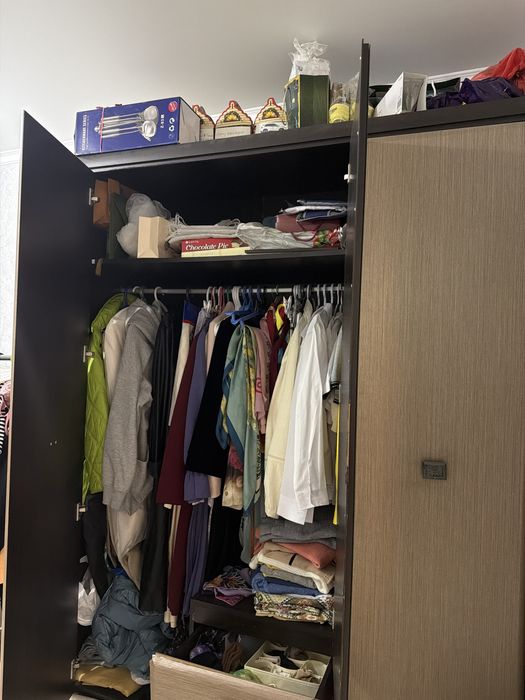 Шкафы для спальный и прохожий