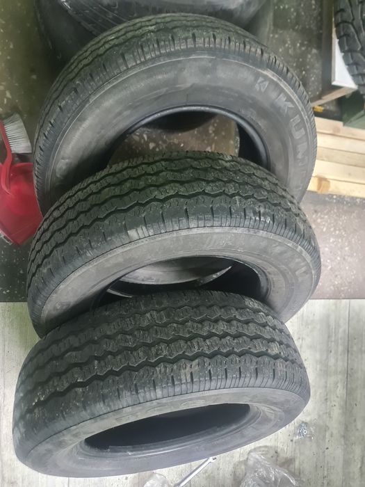 Продам шины 15,215/70/15
