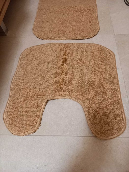 4 бр изтривалки за пред входна врата за 20 лв.