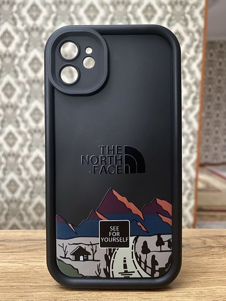 Чехол на iPhone 11