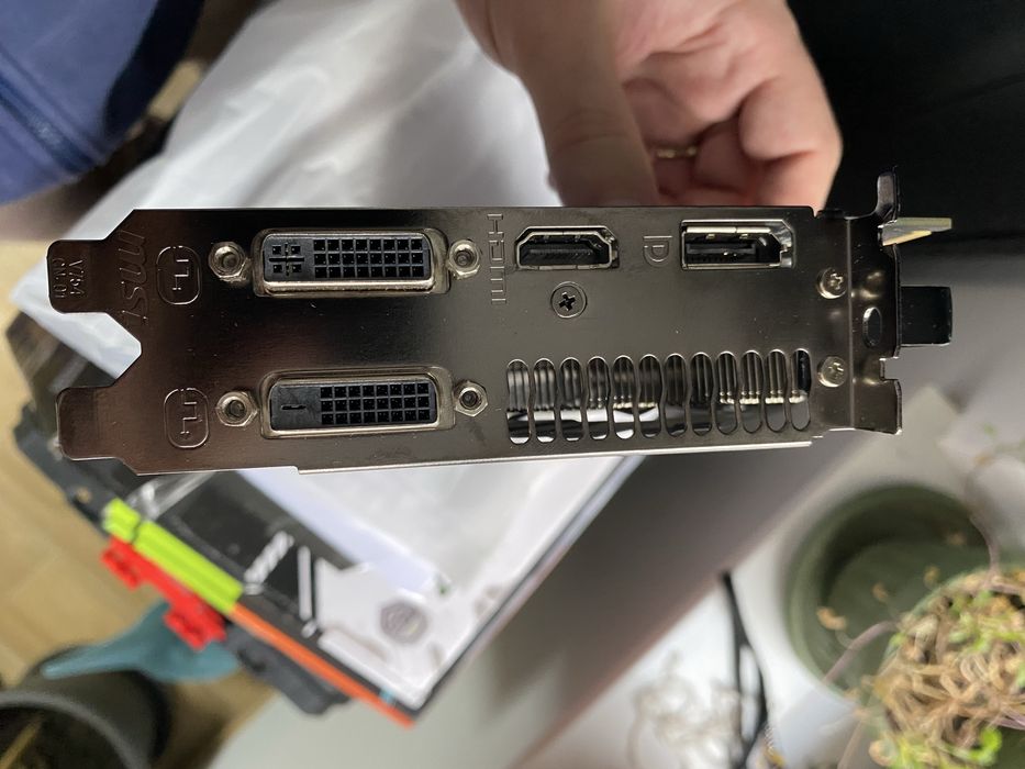 Placa video MSI R9 270X OC HAWK 2GB Video DDR5 256 BIT