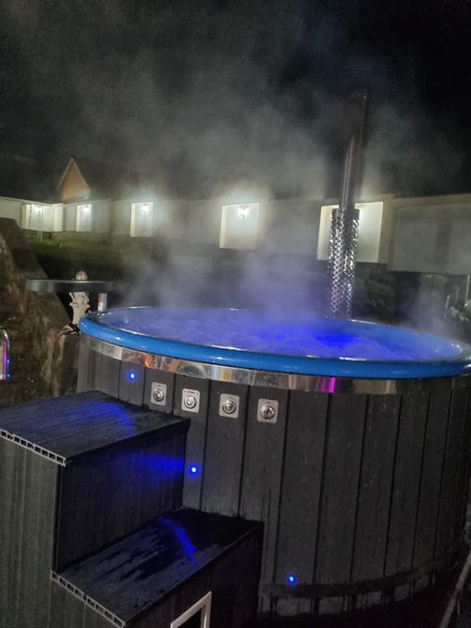 Închiriez ciubăr/jacuzzi mobil