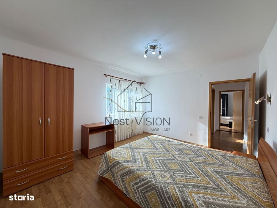 Apartament spațios cu 4 camere și garaj - zona Ștrand
