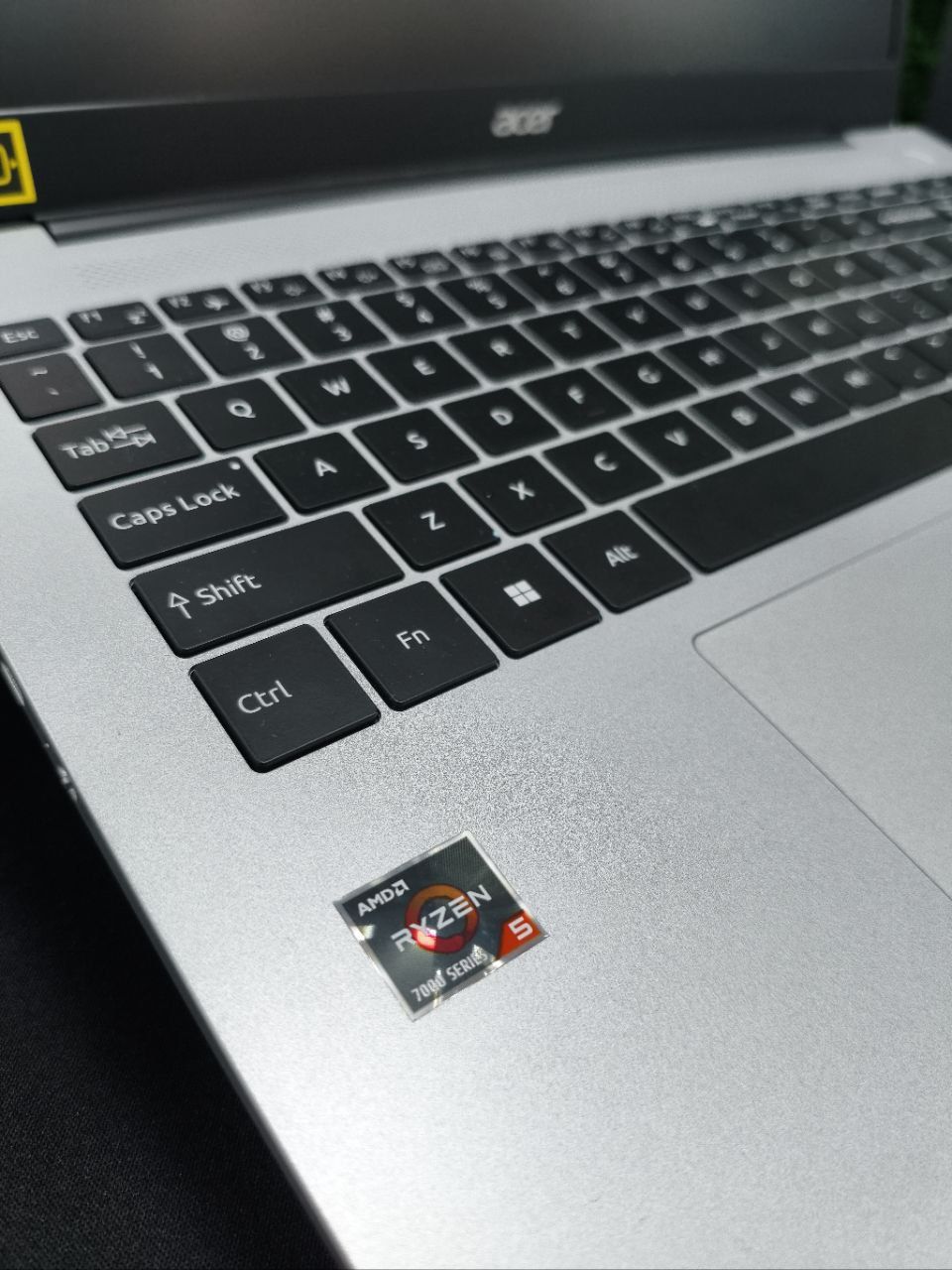 Acer aspire 3 AMD Ryzen 5 16/512 YANGI Bepul yetkazish bilan Гарантия