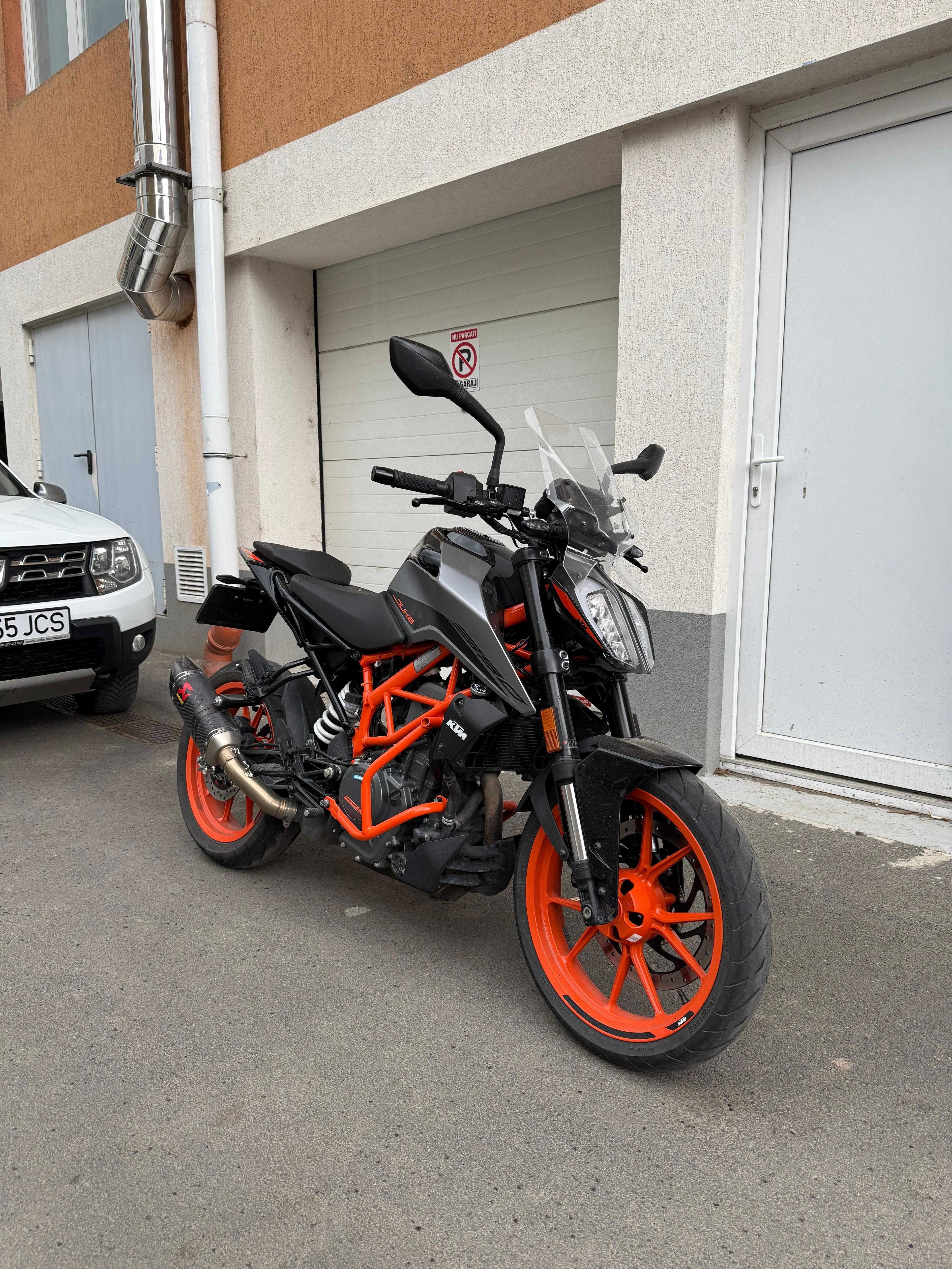 KTM Duke 390 Akrapovic 2022