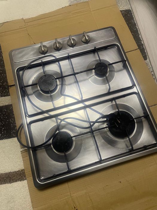 Plita pe gaz impecabila