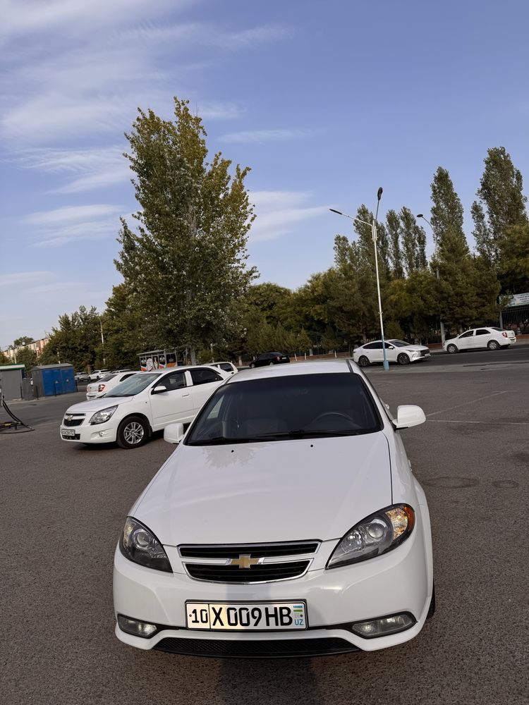 Chevrolet Gentra Evro-2 Avtomat Kraska Tozza