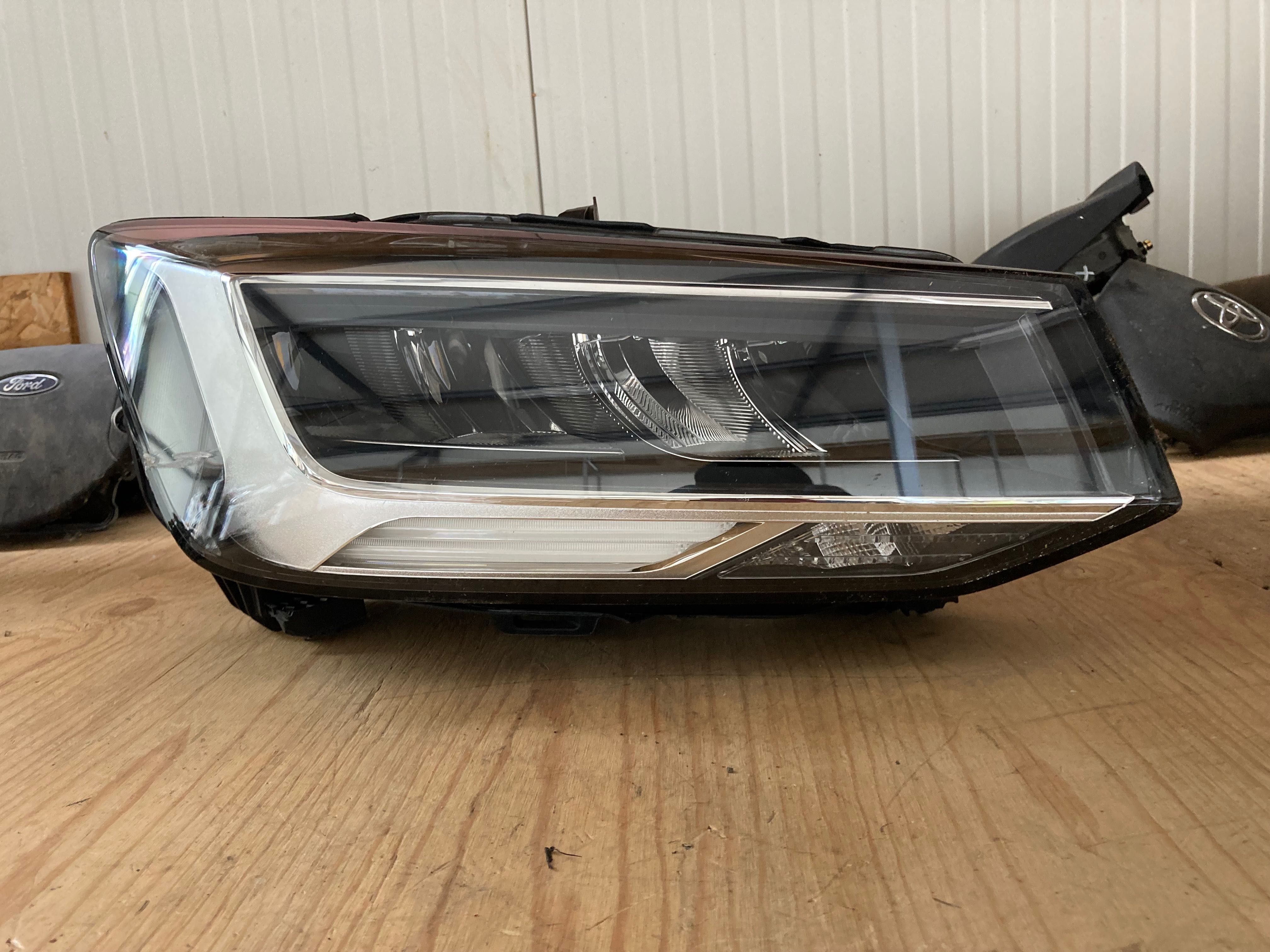 Десен фар за Audi Q2. Кю2. Led. 20-24.