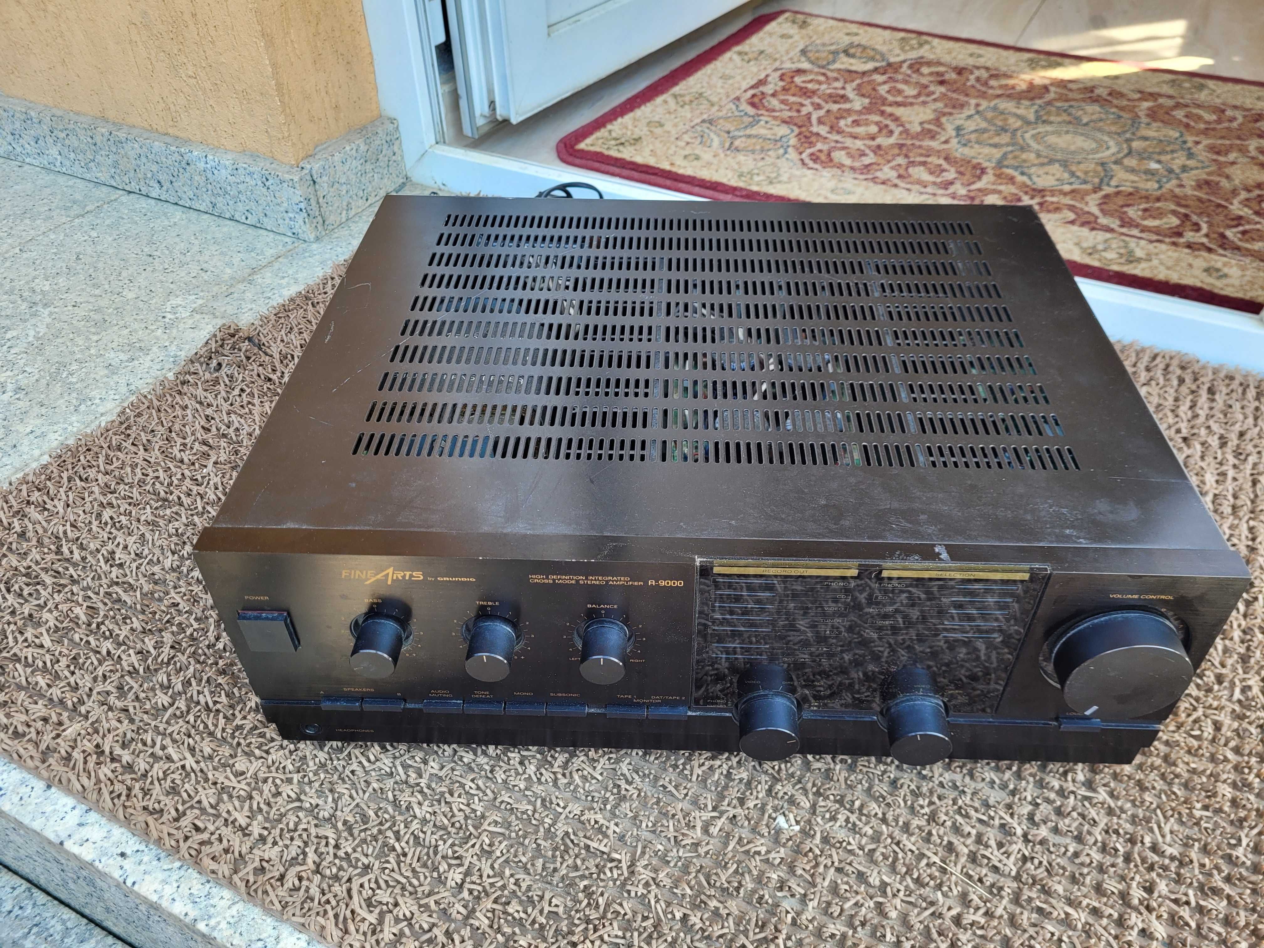 amplificator Grundig A-9000 cap de serie , DEFECT un canal