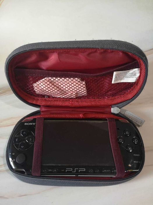 Sony PSP 3004 и игри