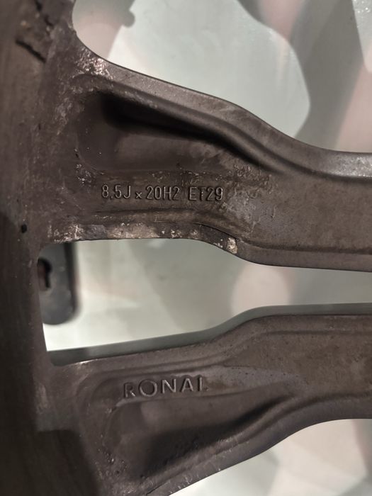 4бр оригинални 20 Мерцедес GLE 5x112  с зимни гуми Пирели 275/50