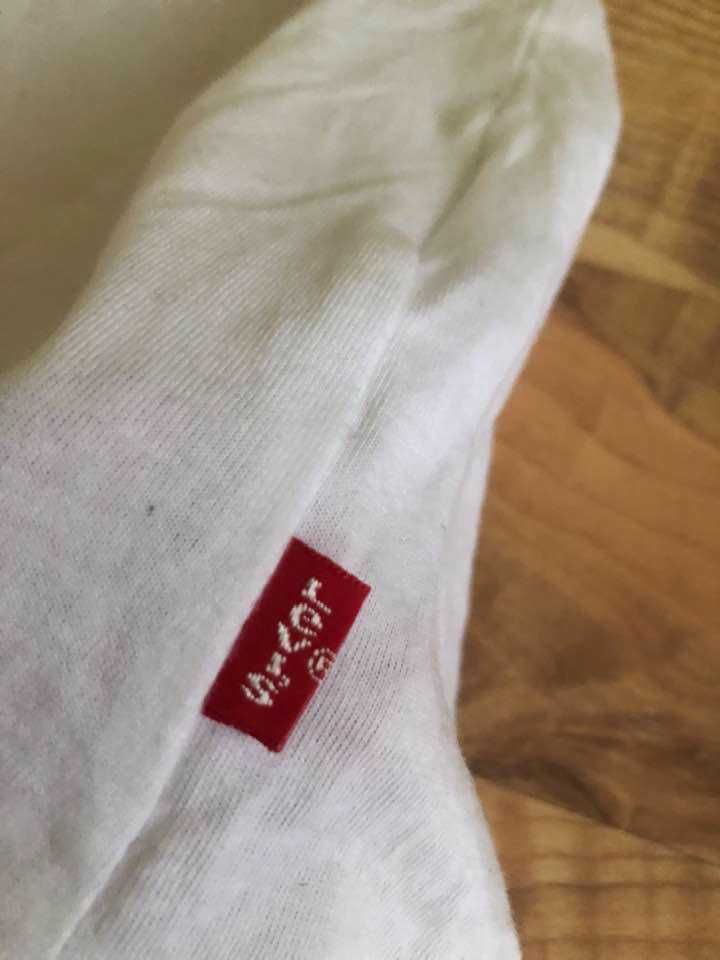 страхотни маркови тениски - Calvin Klein, Moschino. Puma, Levis