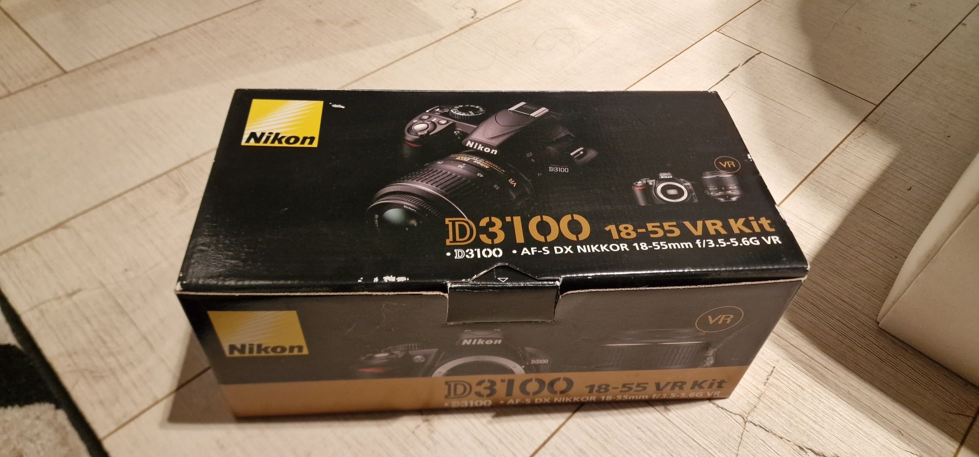 NIKON D3100 + 2 обектива + чанта