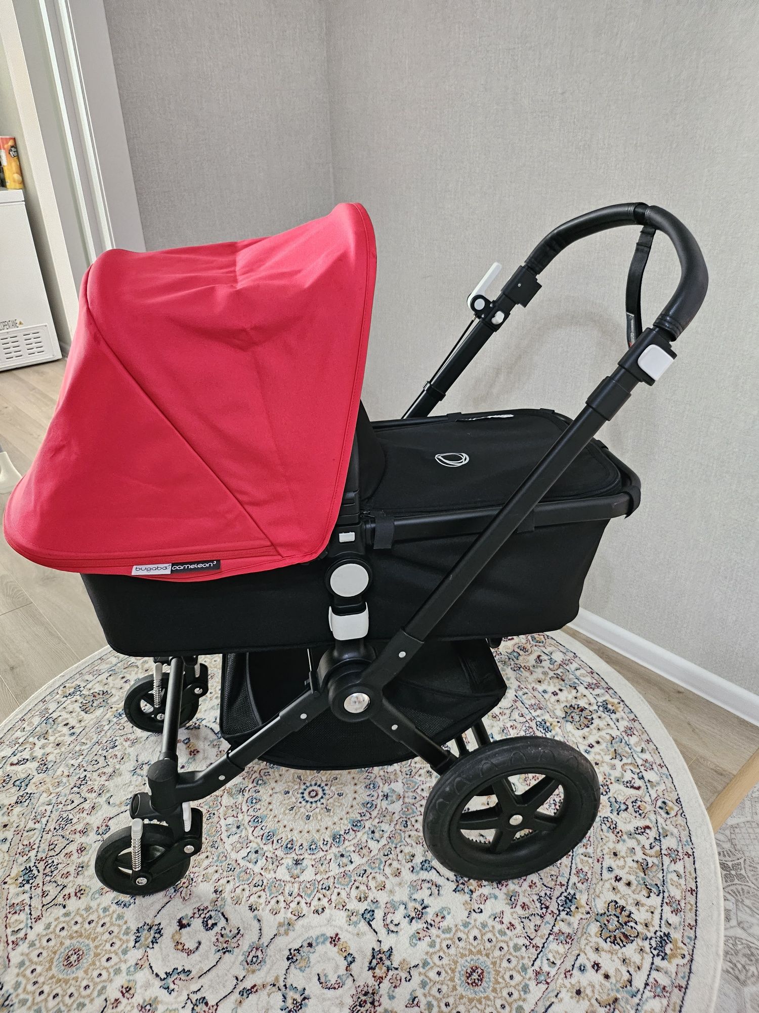 Продам коляску 2 в 1. Фирмы