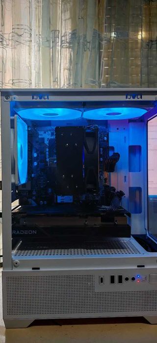 Добро Геймърско PC R7 3700X/32Gb/1TB nVme/RX 6600XT/Гаранция