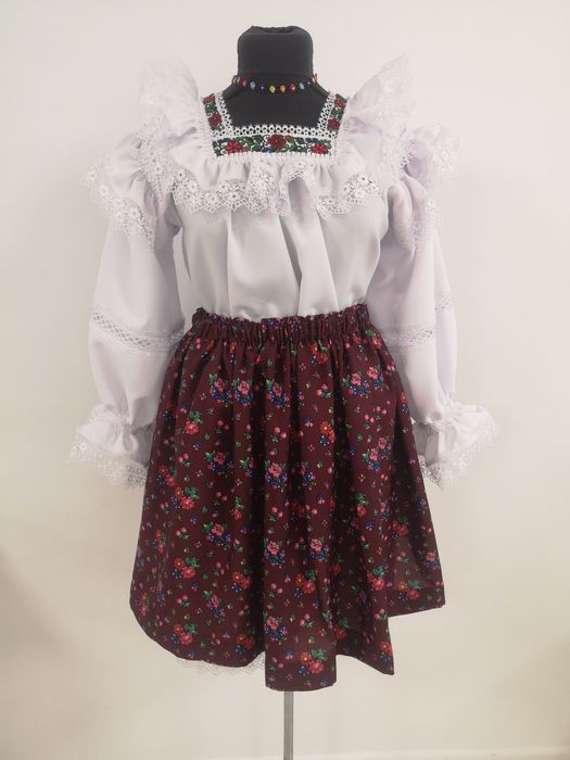 Costum tradițional de Maramureș pentru Doamne set complet