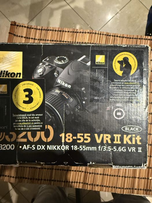 Nikon d3200 utilizat f putin < 2000 cadre +obiectiv 18 55  in cutie