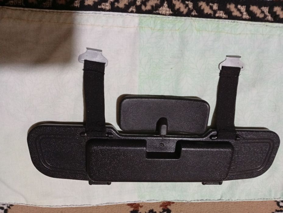 Зеркало заднего вида