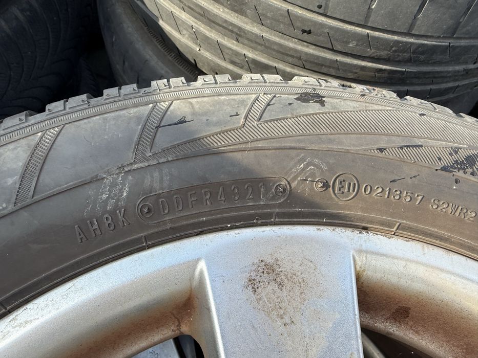 Anvelope FALKEN 205/55/16 iarna !!!