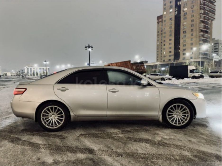 Продам тойота камри 45