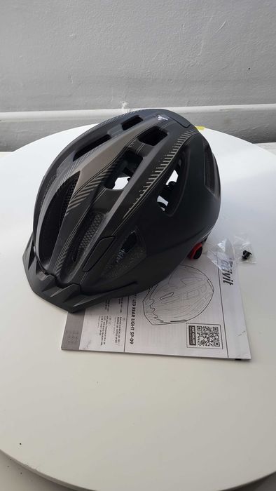 Cască bicicletă Crivit – mărime S/M și reglabilă